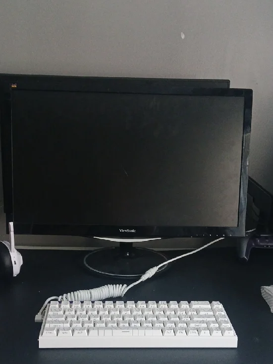 ViewSonic Black Computer Monitor - Picture 5 of 5